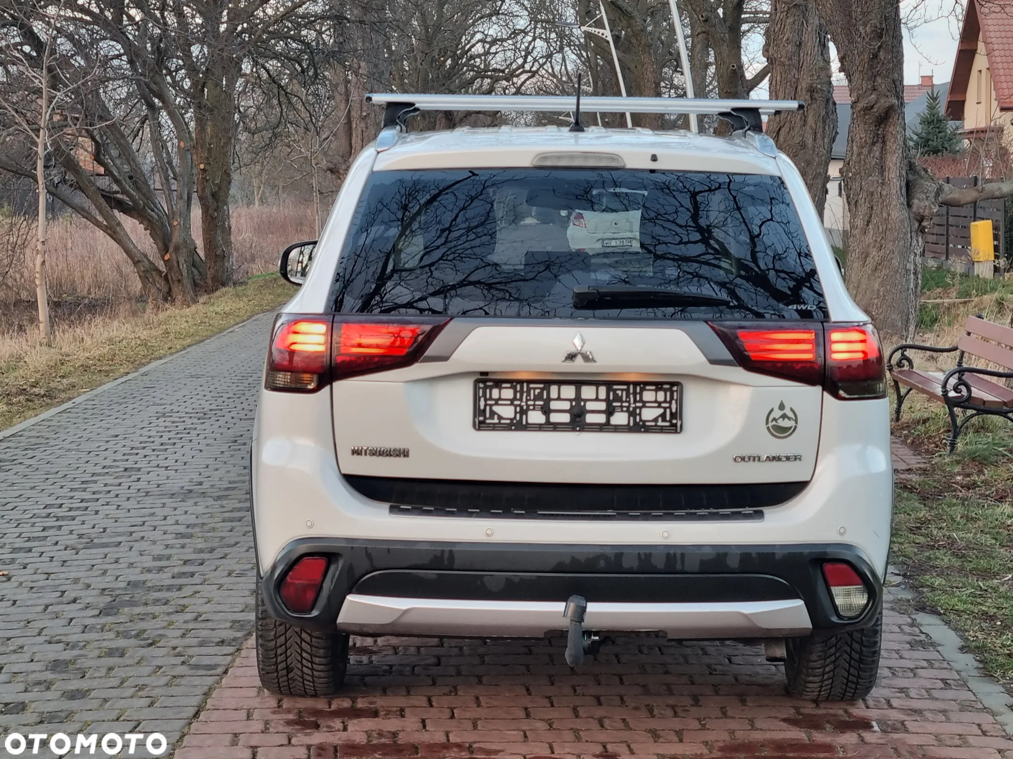 Mitsubishi Outlander 2.2 DID Intense + 4WD - 37