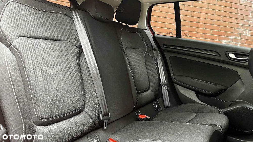 Renault Megane ENERGY TCe 140 EDC BUSINESS - 7