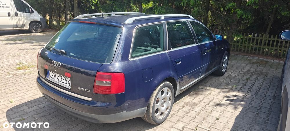 Audi A3 Sportback 2.0 TDI Ambiente - 4