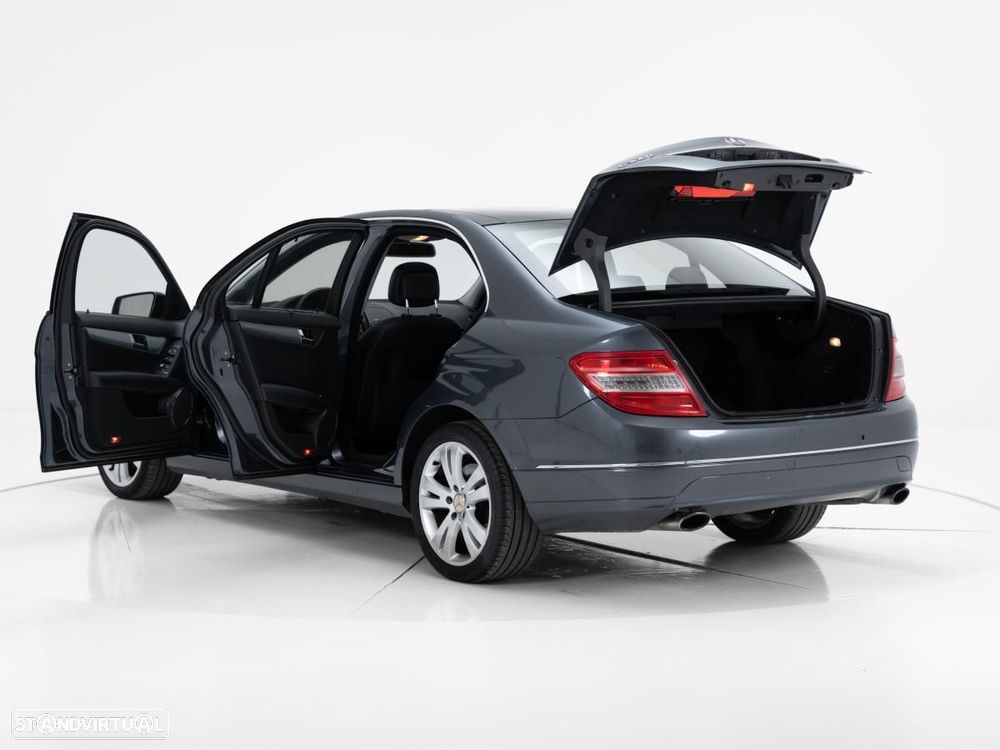 Mercedes-Benz C 320 - 5