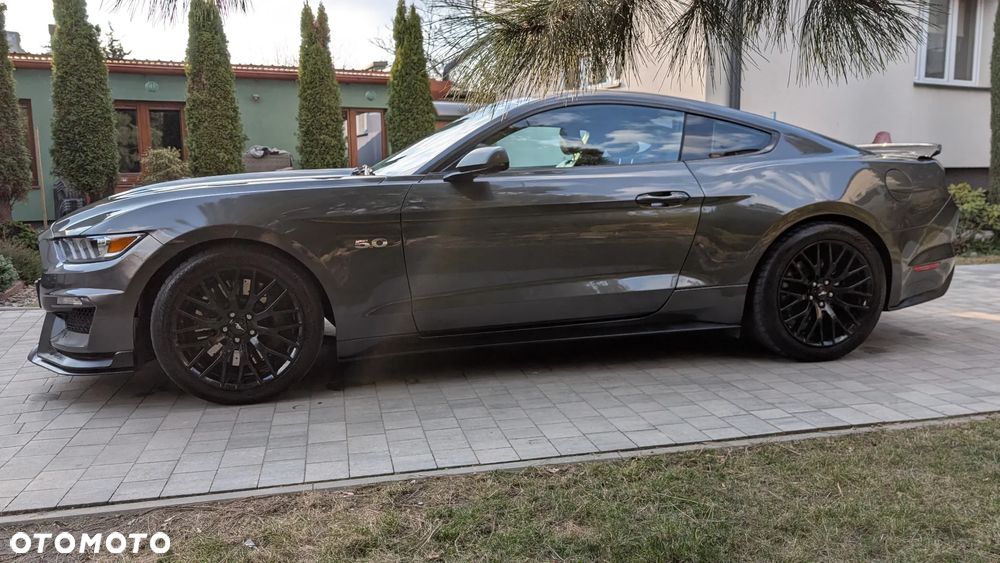 Ford Mustang - 10