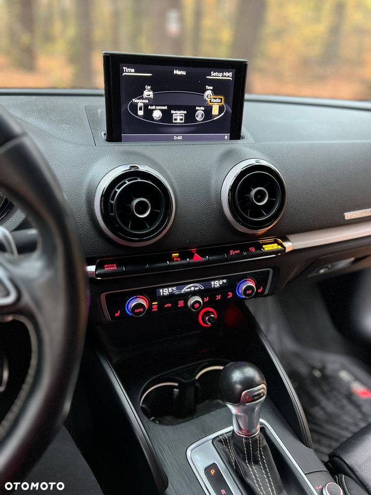 Audi S3 S tronic - 12