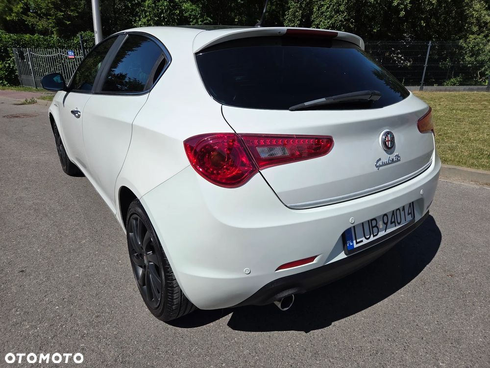 Alfa Romeo Giulietta 1.6 JTDM Distinctive - 6