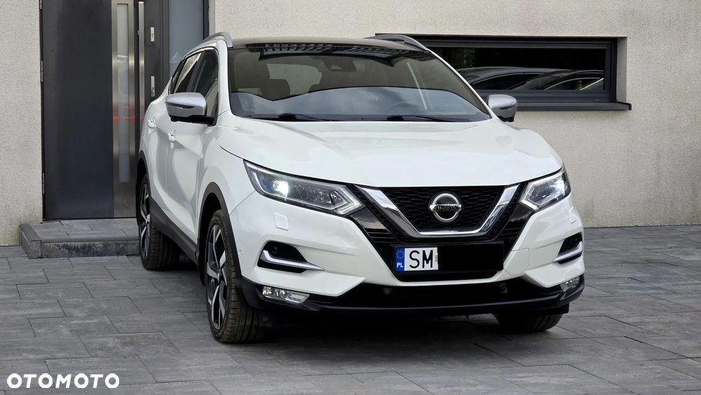 Nissan Qashqai 1.2 DIG-T TEKNA+ - 1