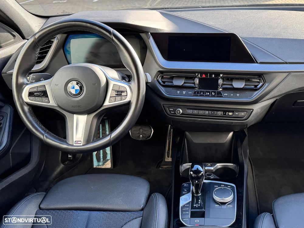 BMW 116 d Pack Desportivo M Auto - 8