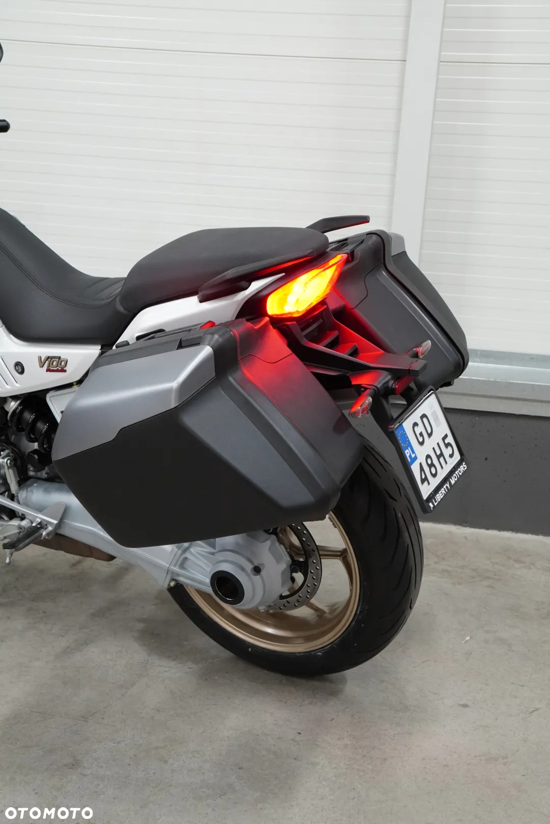 Moto Guzzi V100 Mandello - 7
