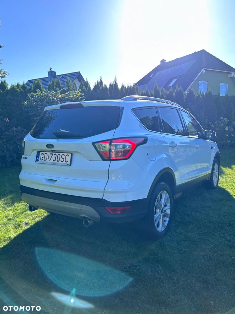 Ford Kuga 2.0 TDCi AWD Titanium - 3