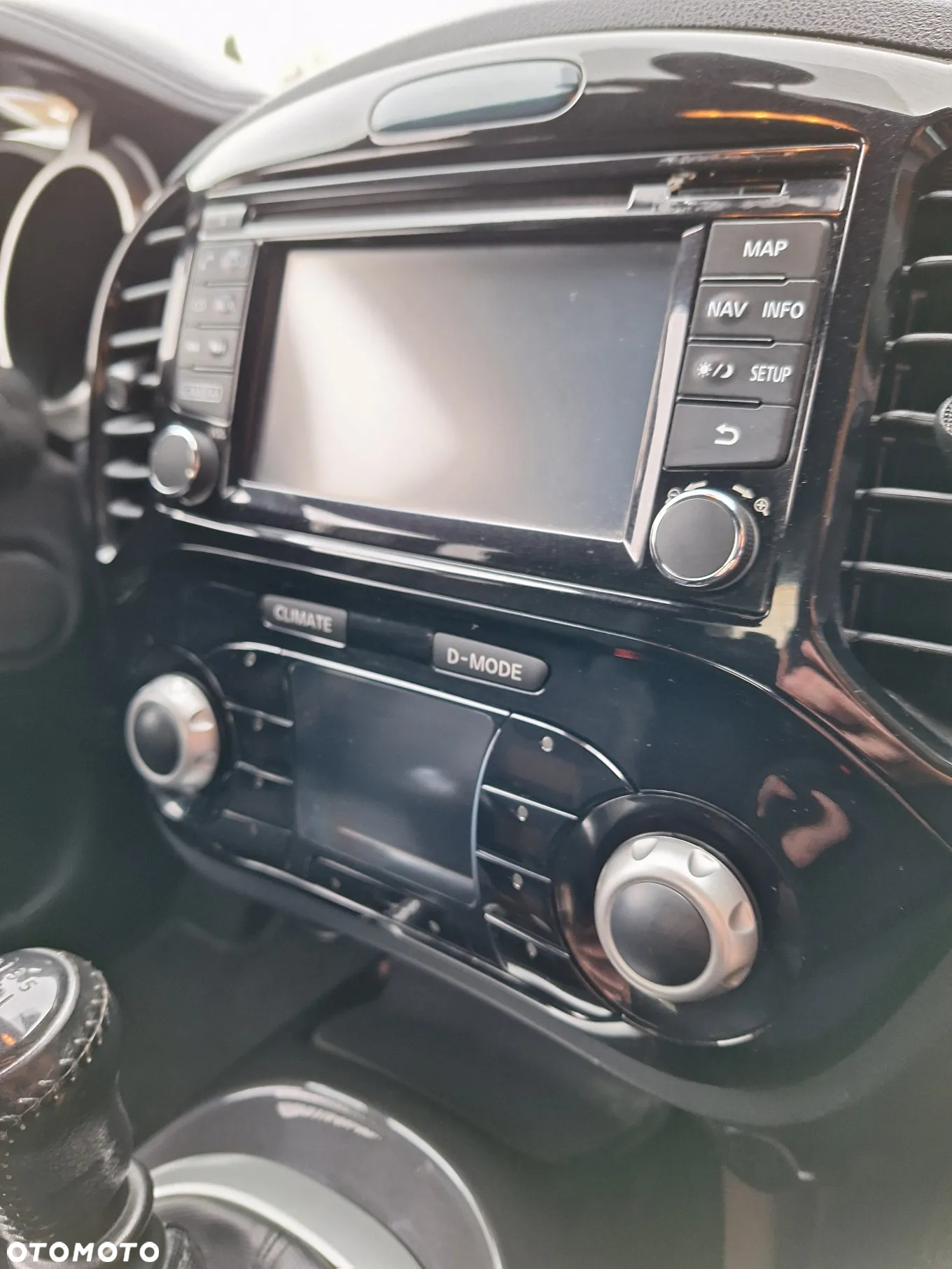 Nissan Juke 1.6 DIG-T N-Connecta - 15