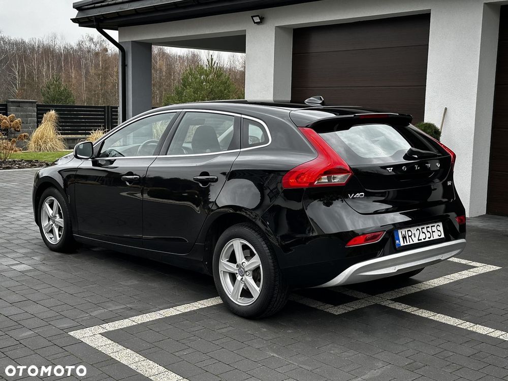 Volvo V40 D2 Drive-E Momentum - 4
