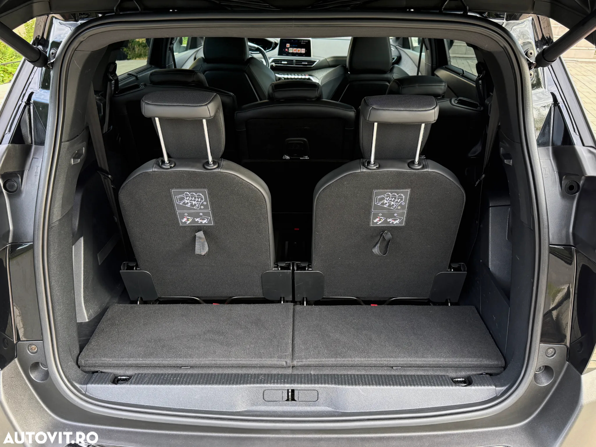 Peugeot 5008 1.5 BlueHDI s&s EAT8 GT-Line - 24