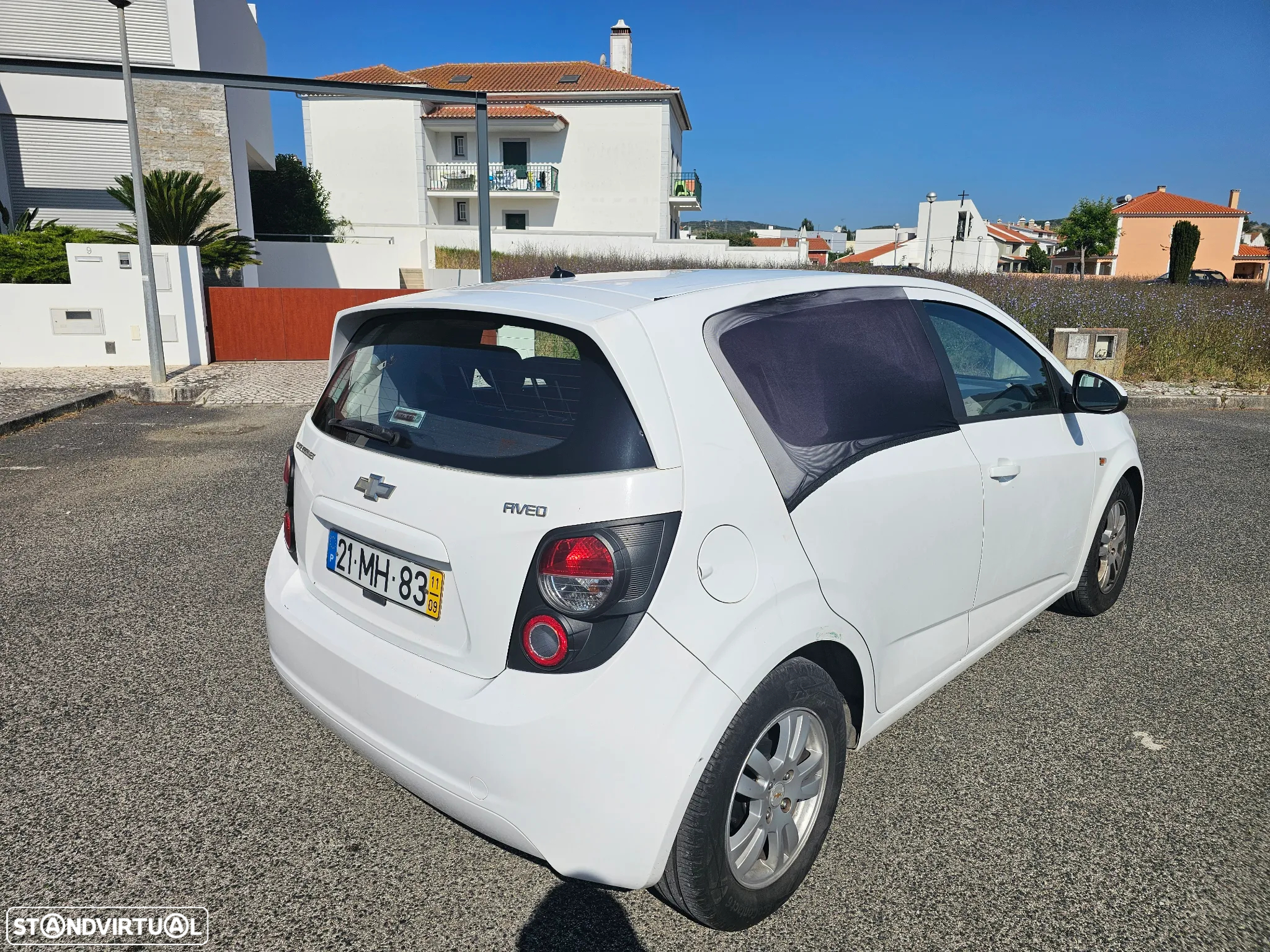 Chevrolet Aveo - 4
