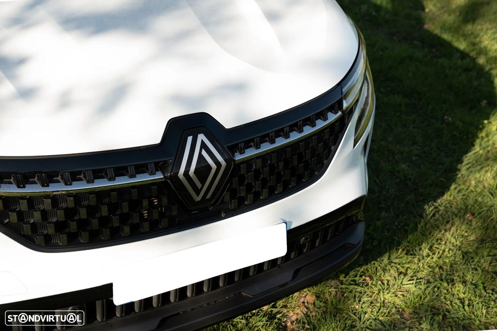 Renault Austral 1.2 E-Tech Techno - 4