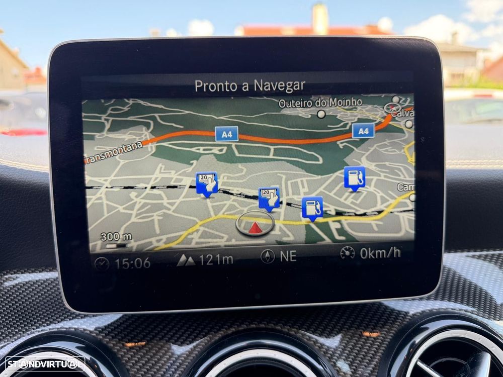 Mercedes-Benz GLA 180 AMG Line - 28