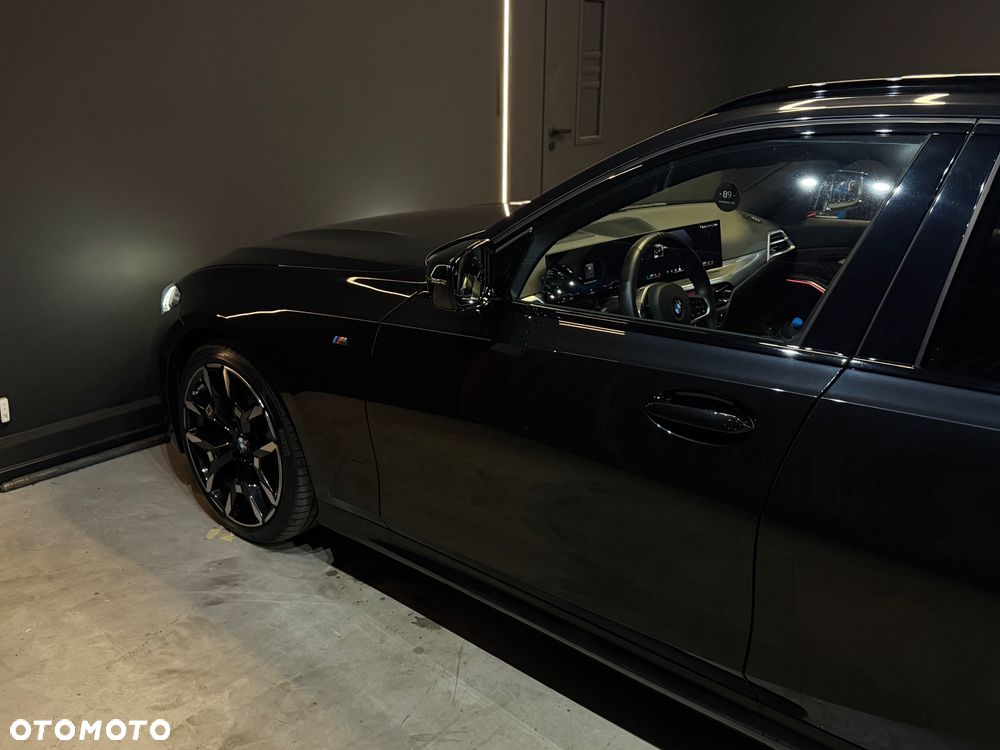BMW Seria 3 330d xDrive mHEV M Sport Edition sport - 24