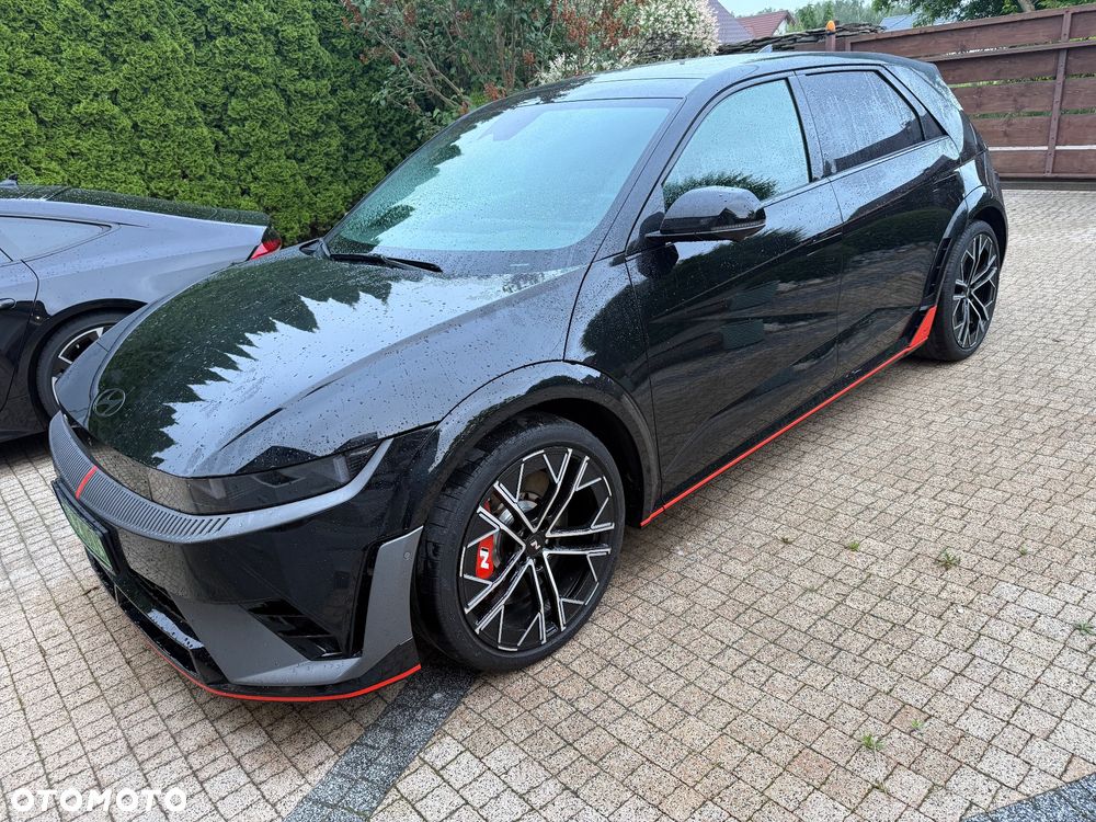 Hyundai IONIQ - 23