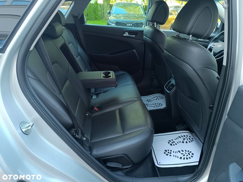Hyundai Tucson 1.7 CRDI BlueDrive GO 2WD - 36