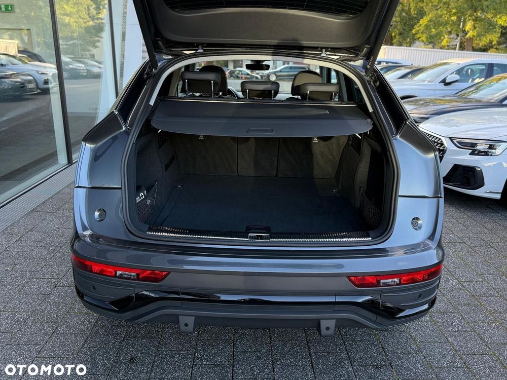 Audi Q5 Sportback - 9