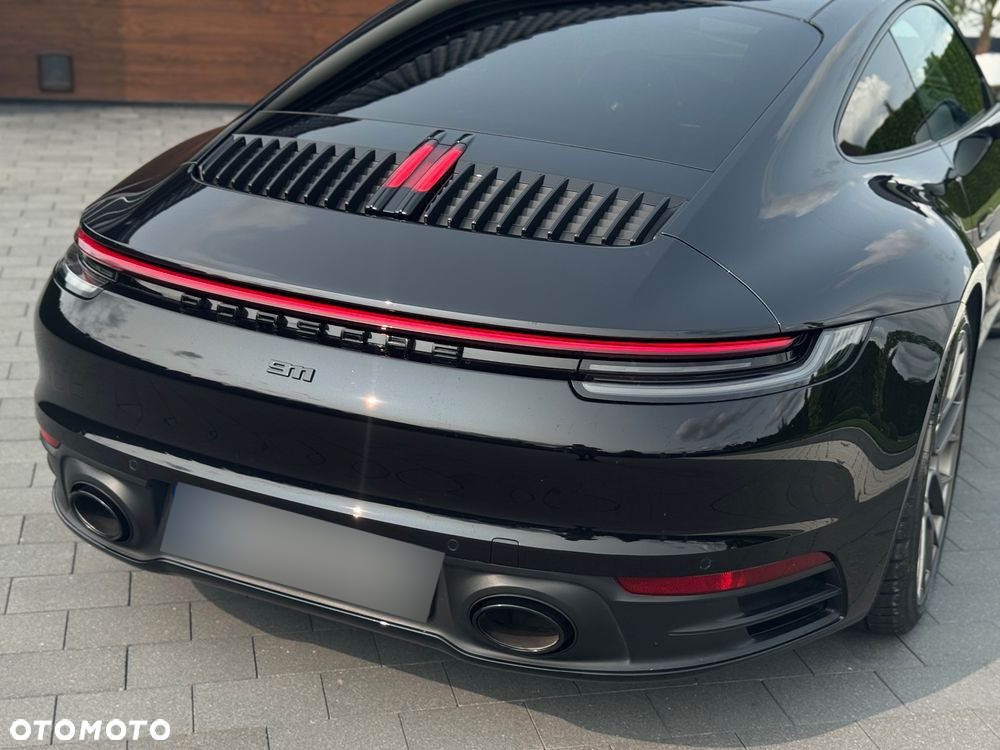 Porsche 911 Carrera 4S - 31