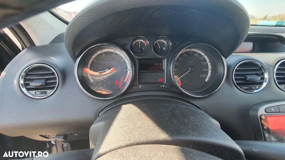 Peugeot 308 1.4 VTi Acces - 11