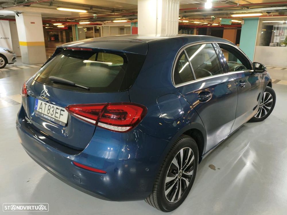 Mercedes-Benz A 250 e Style Plus - 4