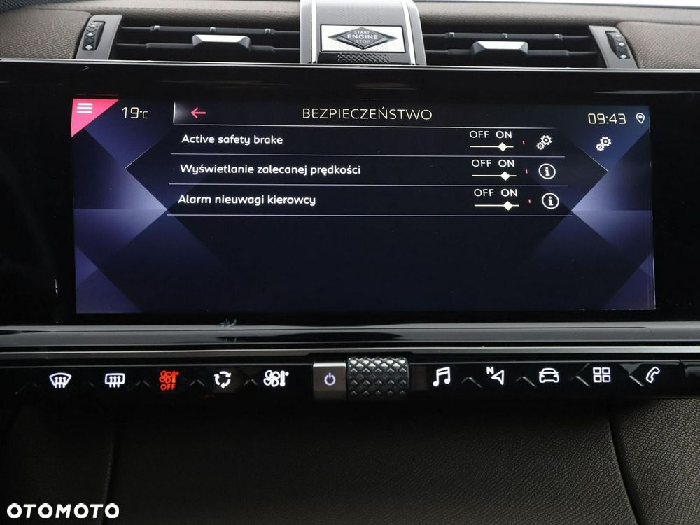 DS Automobiles DS 7 Crossback 1.5 BlueHDi So Chic - 27