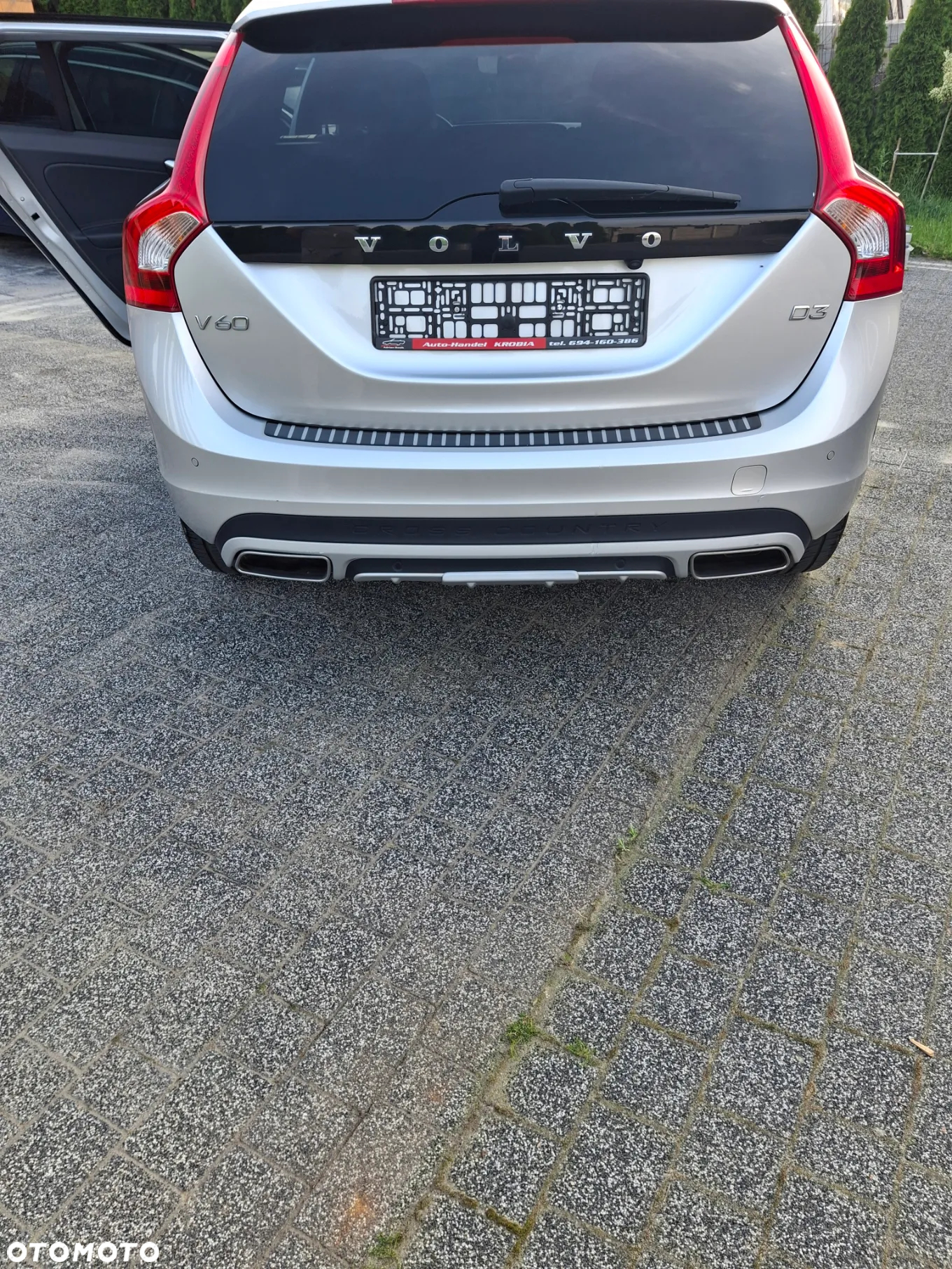 Volvo V60 Cross Country - 6