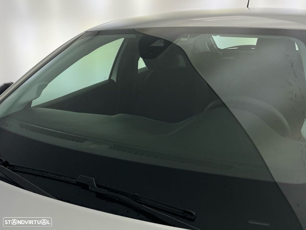 Opel Corsa 1.2 T Elegance — fotografia 20