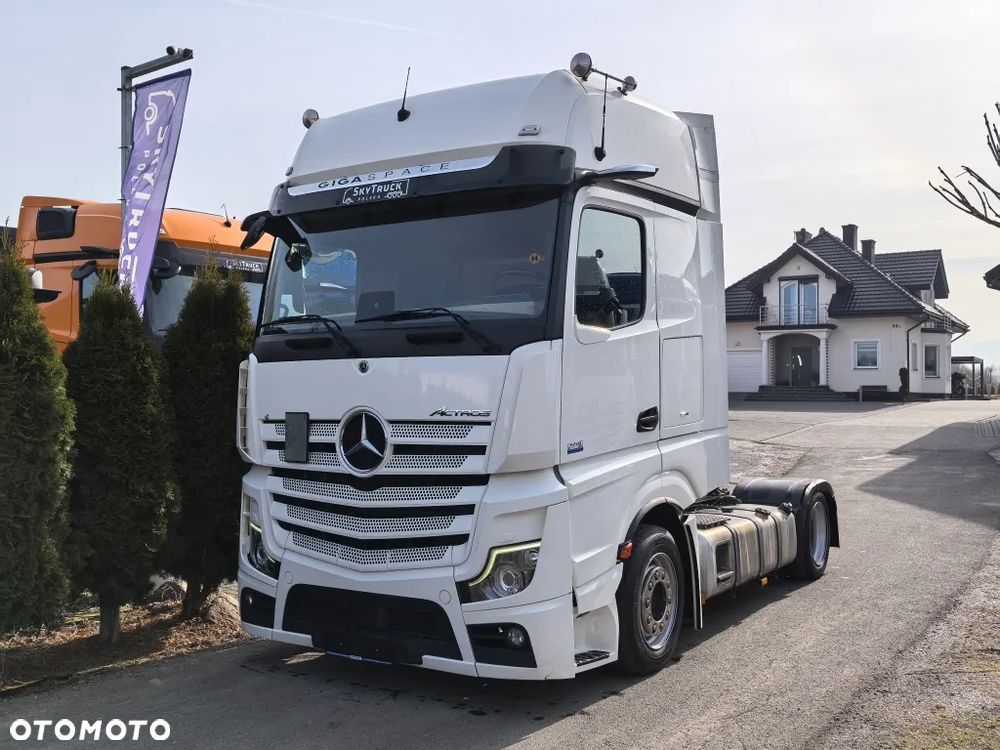 Mercedes-Benz Actros L 1848 LSnRL // Regulowane Siodło // NOWE OPONY // GigaSpace // 2 zbiorniki // Bi-Xenon // - 1