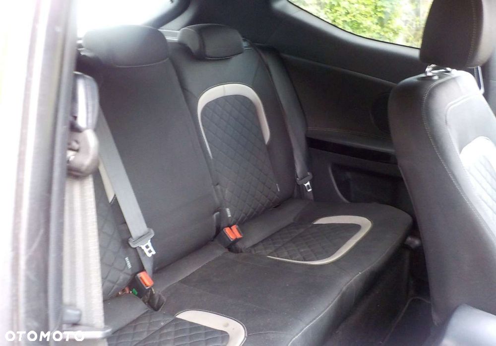 Kia Ceed - 22