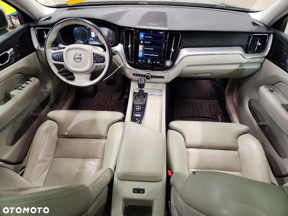 Volvo XC 60 T6 AWD Geartronic Momentum - 7