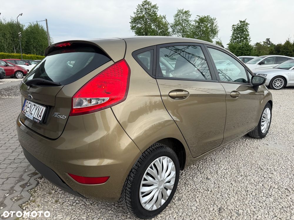 Ford Fiesta 1.25 Titanium EU5 - 13