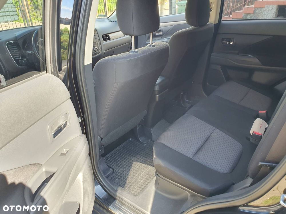 Mitsubishi Outlander 2.0 Intense - 4
