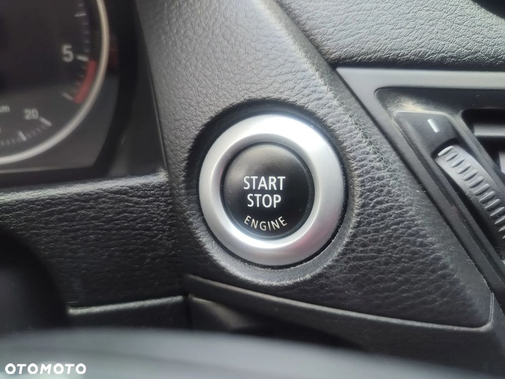 BMW X1 - 15