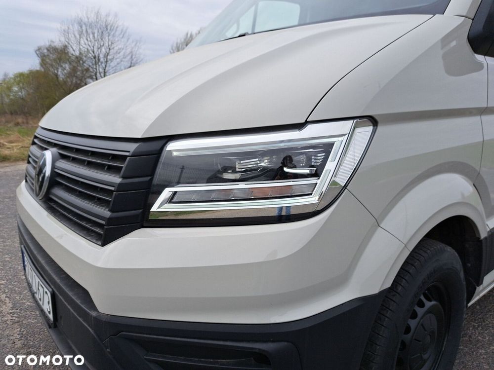 Volkswagen Crafter LIFT zabudowa brygadowa 8 miejsc - 12