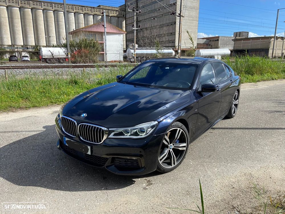 BMW 750 d xDrive Pack M - 1