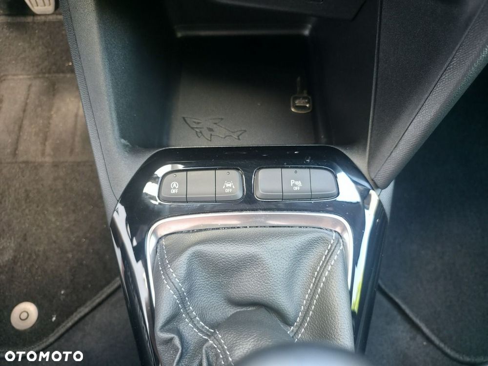Opel Corsa - 16
