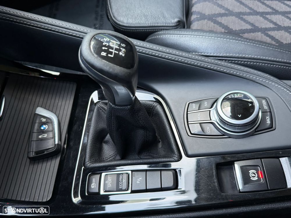 BMW X1 16 d sDrive Line Sport - 38