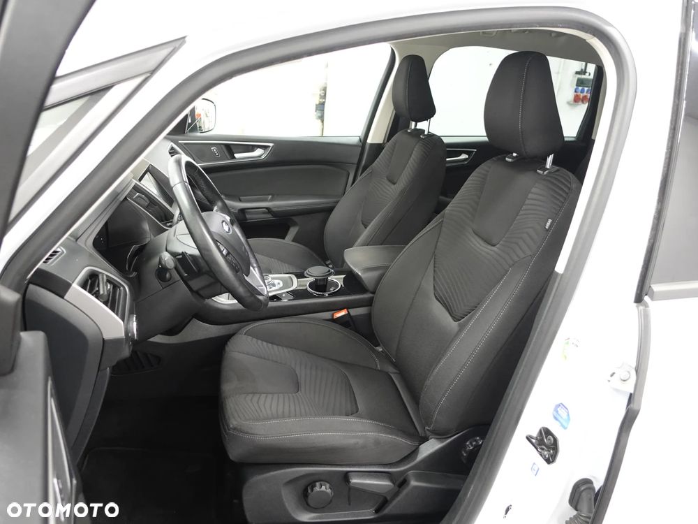 Ford S-Max - 20