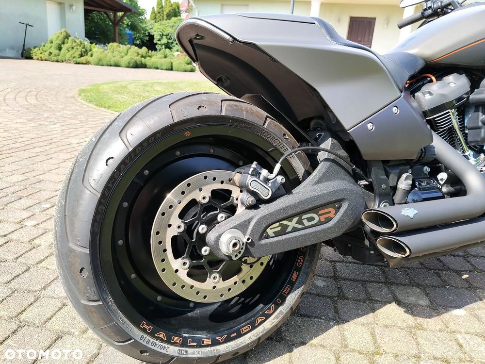 Harley-Davidson Softail FXDR - 7