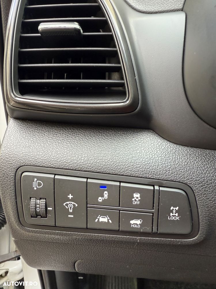 Hyundai Tucson blue 1.6 CRDi 4WD DCT Premium - 14