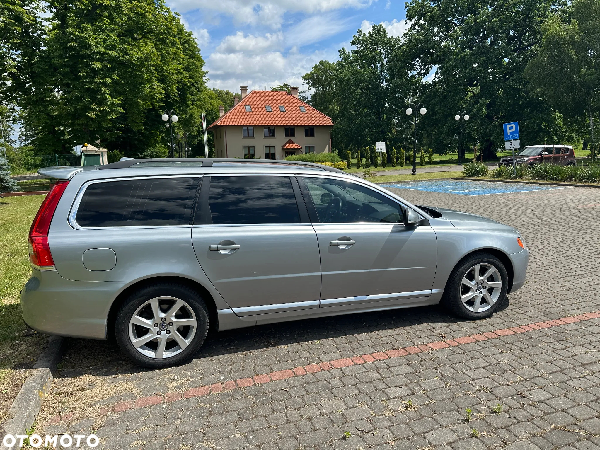 Volvo V70 D4 Drive-E Dynamic Summum - 11