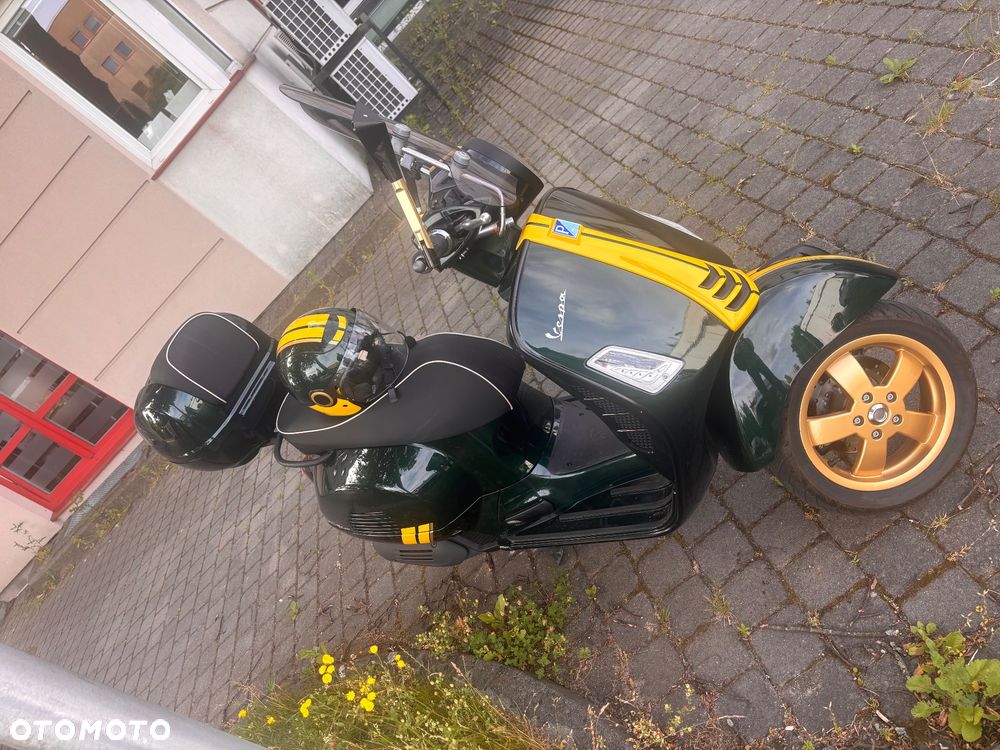 Vespa GTS - 6