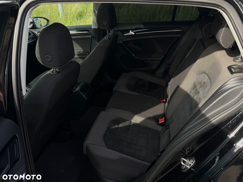 Volkswagen Golf 1.6 TDI BlueMotion Technology DSG Comfortline - 12