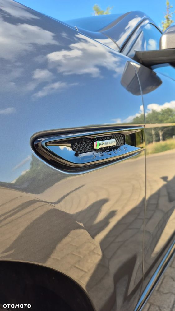 Jaguar F-Pace 3.0 TDV6 AWD R-Sport - 12