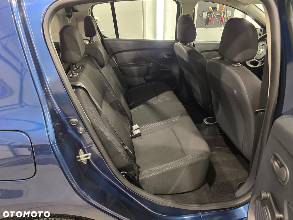 Dacia Sandero 1.2 16V 75 Celebration - 35