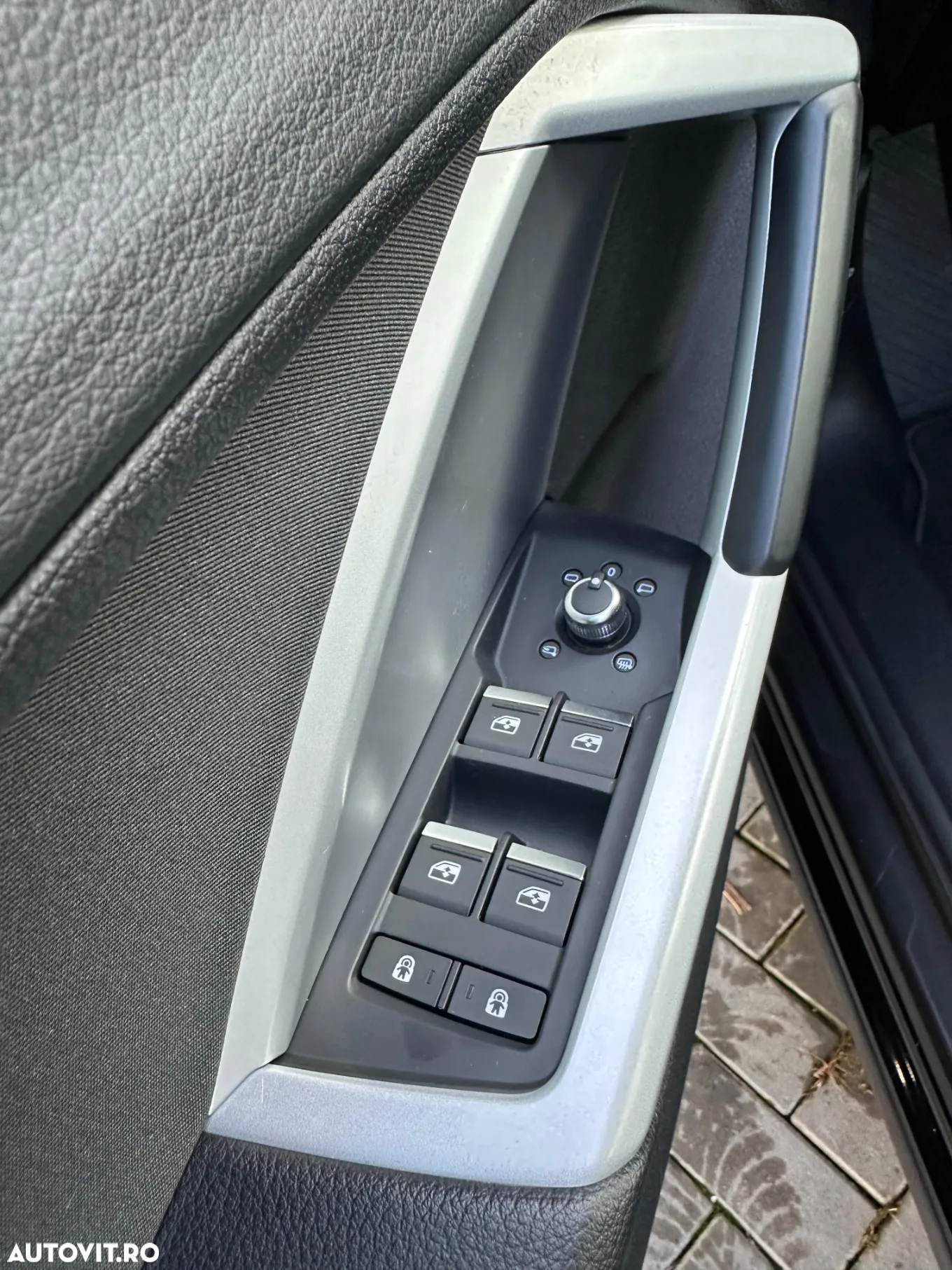 Audi Q3 2.0 35 TDI S tronic Advanced - 16