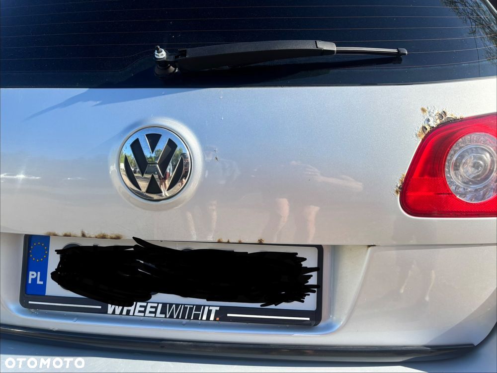 Volkswagen Passat 1.6 Comfortline Family - 4