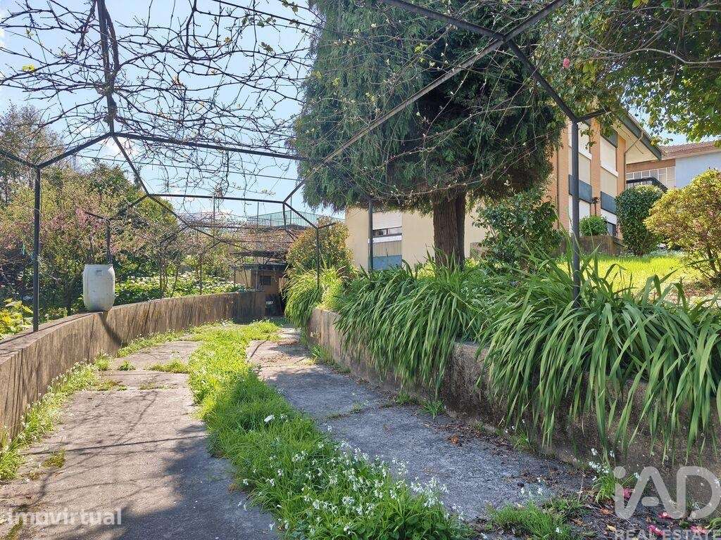 Casa / Villa T6 em São joão da madeira de 216,00 m2 - Grande imagem: 3/22