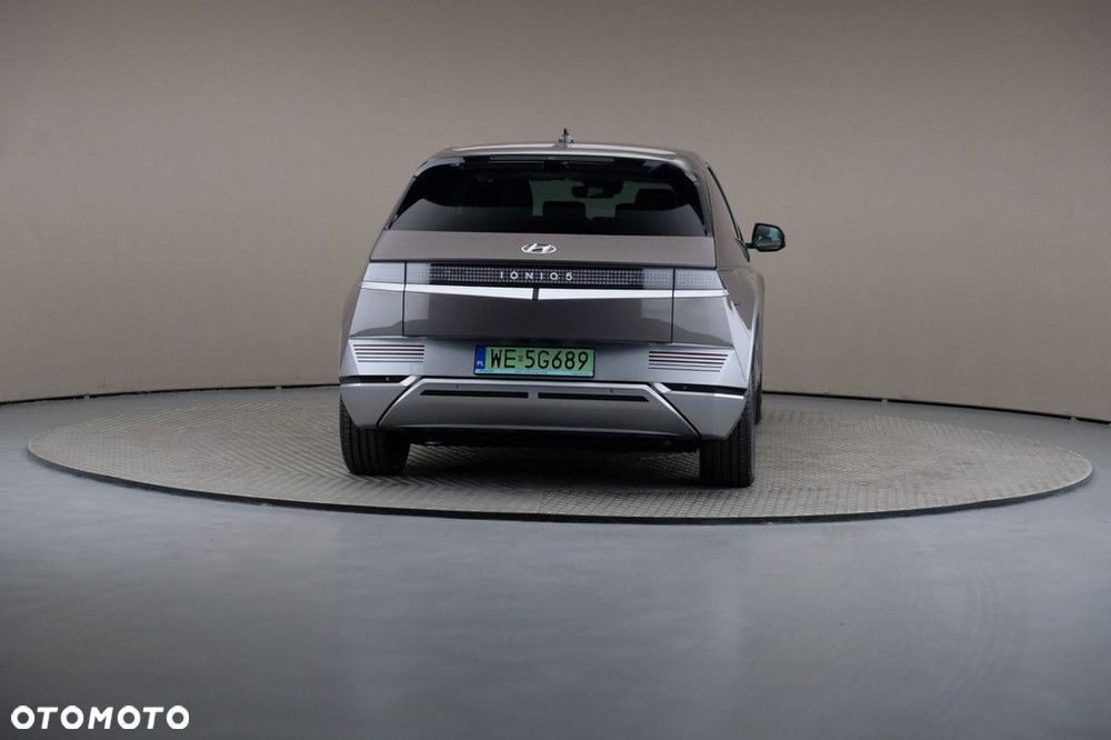 Hyundai IONIQ 5 - 5
