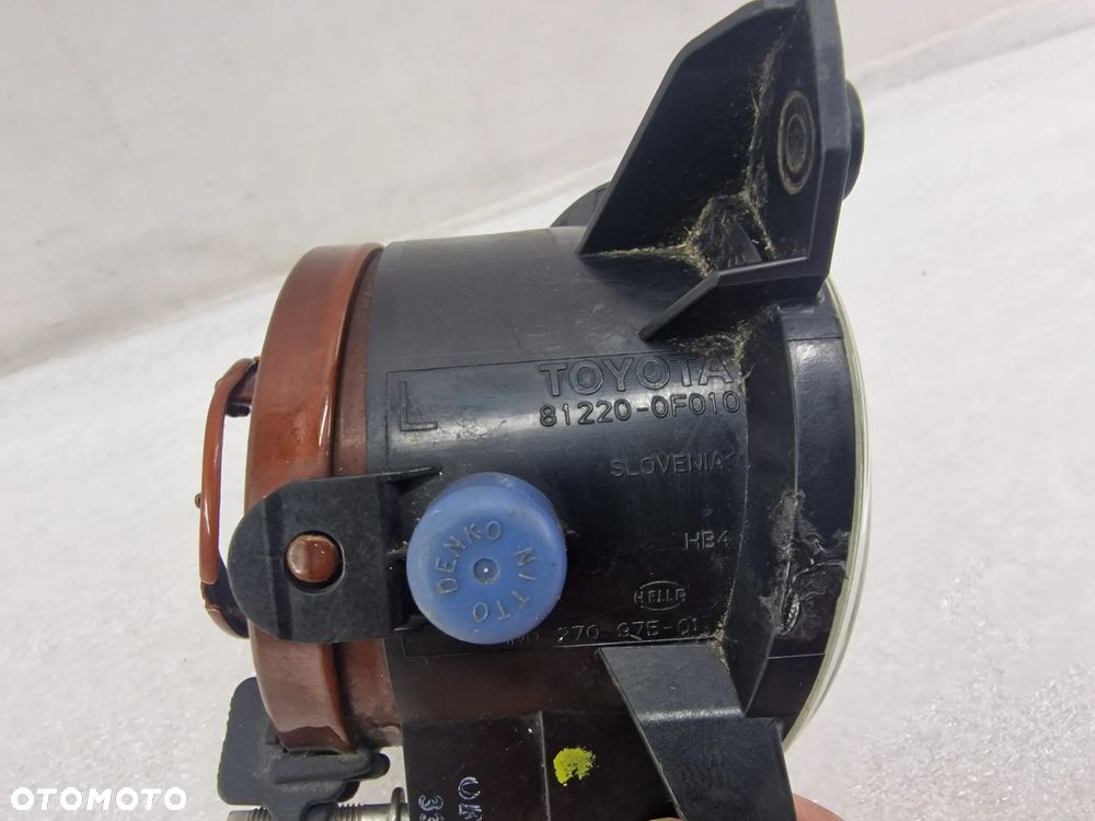 TOYOTA COROLLA VERSO 04-07 / COROLLA E12 LEWY HALOGEN , NR 81220-0F010 , NR AUKCJI H243 - 5